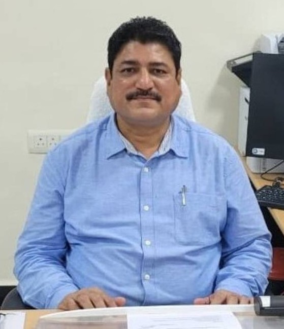 Shri Hemant D. Ganjare               श्री हेमंत डी. गांजरे